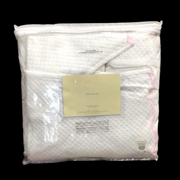 POTTERY Barn Kids diamond matelassé crib bed skirt - Picture 2 of 7